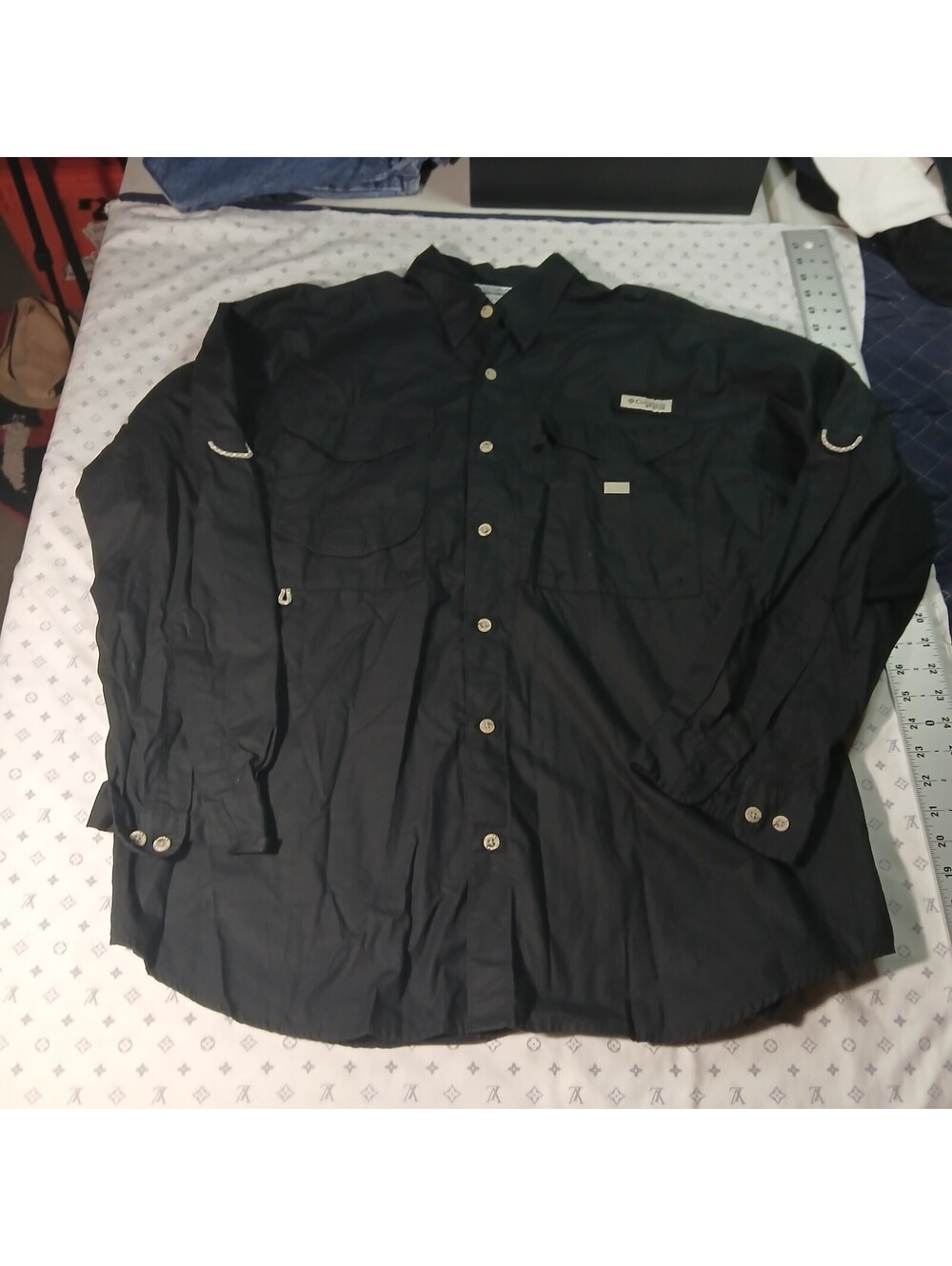 Columbia Pfg Fishing Shirt Mens Medium Black Button Up Outdoor Gorpcore